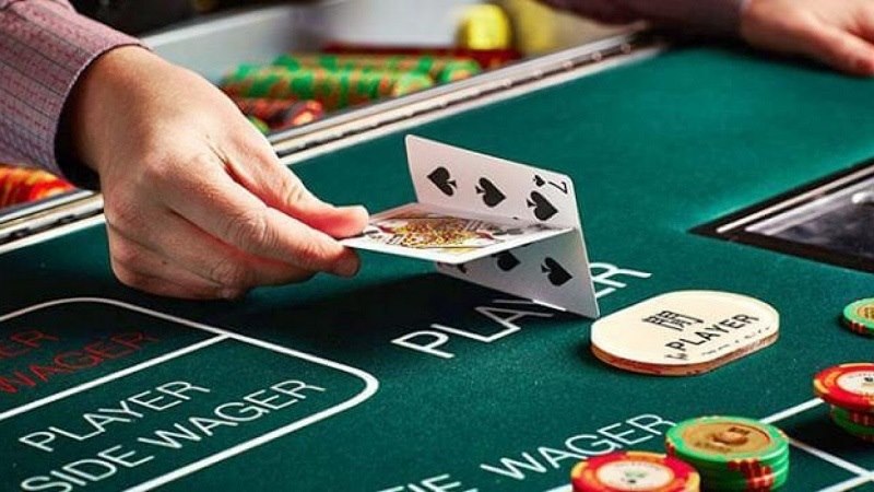 Chơi Baccarat trực tuyến vi phạm pháp luật hay không?